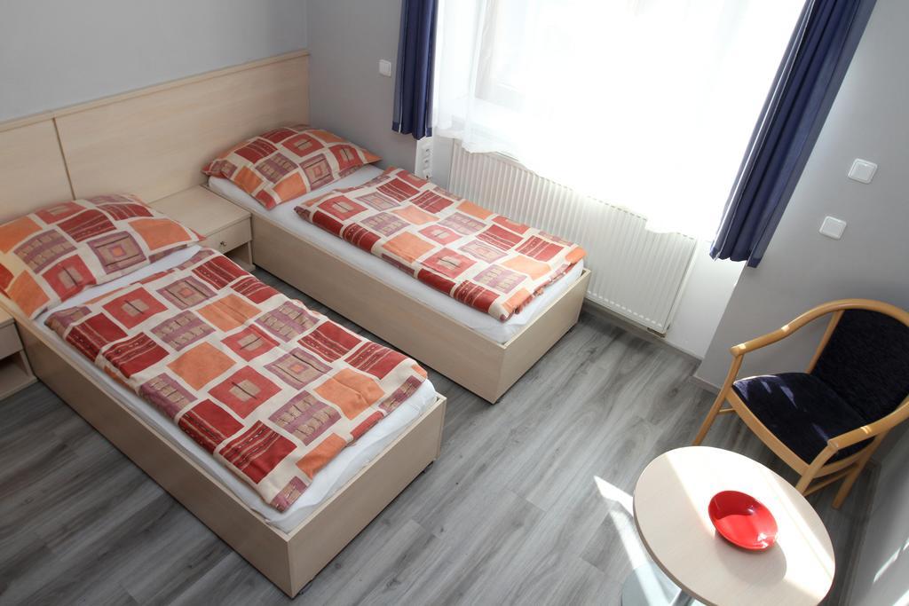Penzion Marketa Chrudim Ngoại thất bức ảnh